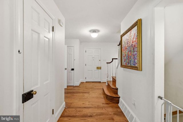 1295 ARGYLE RD, Berwyn, PA 19312