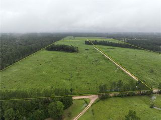 7 Sunflower Road, Dallardsville, TX 77351