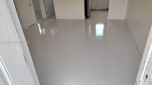 1940 NE 2nd Ter, Pompano Beach, FL 33060