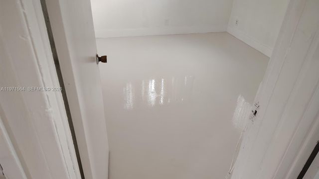 1940 NE 2nd Ter, Pompano Beach, FL 33060