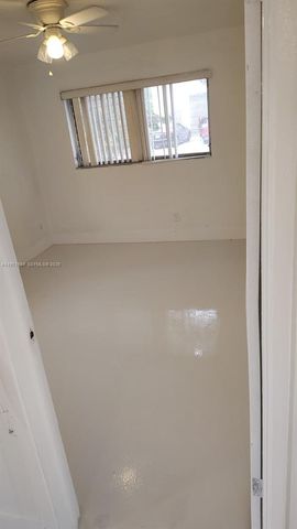 1940 NE 2nd Ter, Pompano Beach, FL 33060