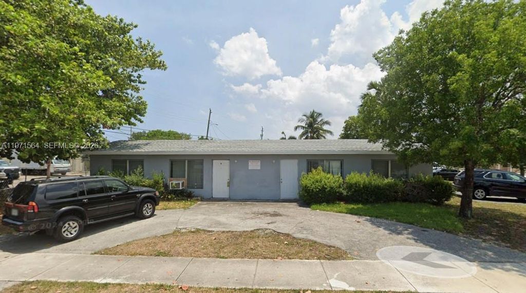 1940 NE 2nd Ter, Pompano Beach, FL 33060