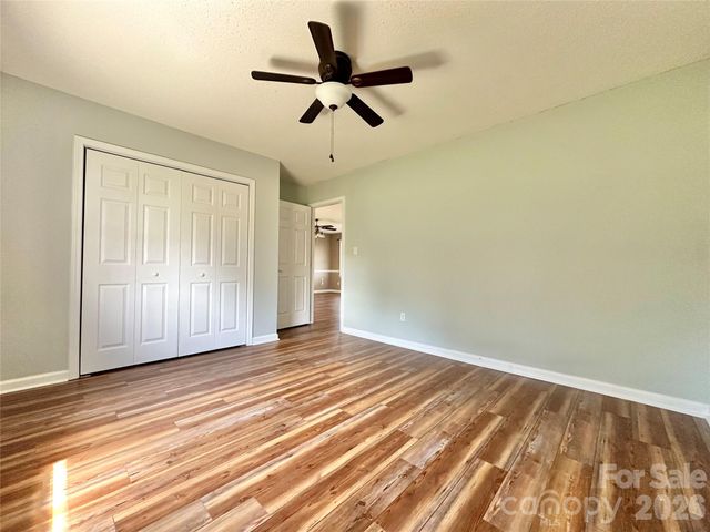 238 Dogwood Acres Lane, Taylorsville, NC 28681