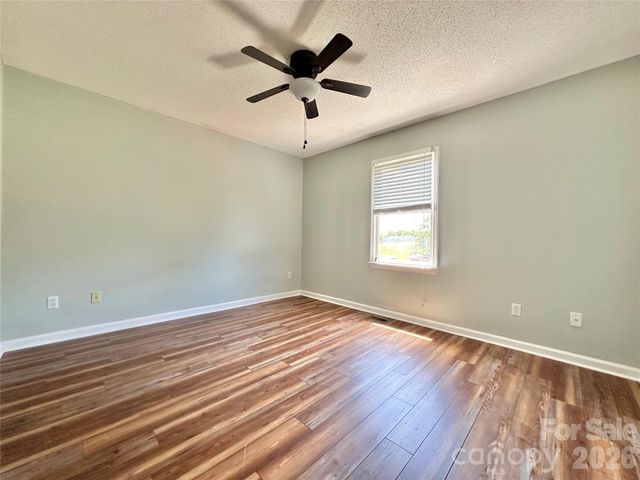 238 Dogwood Acres Lane, Taylorsville, NC 28681