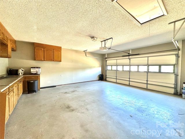 238 Dogwood Acres Lane, Taylorsville, NC 28681