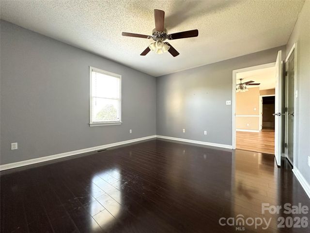 238 Dogwood Acres Lane, Taylorsville, NC 28681