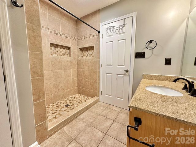 238 Dogwood Acres Lane, Taylorsville, NC 28681