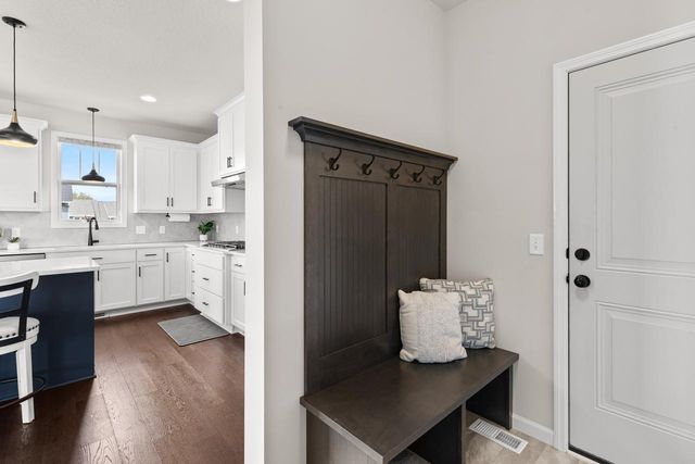 6352 Red Cedar Drive, Chaska, MN 55318