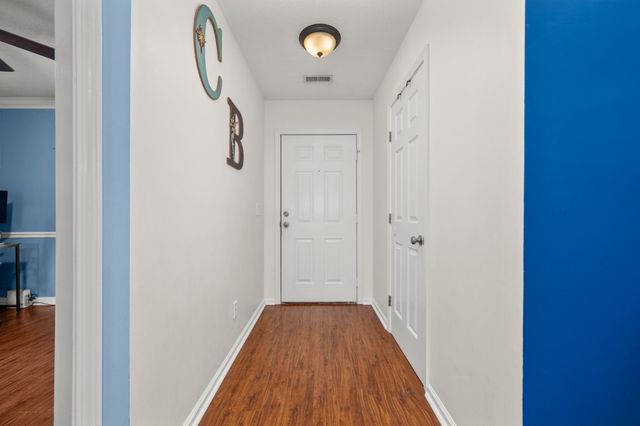 8210 Minehead Dr, Smyrna, TN 37167