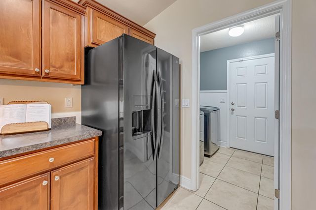 148 Strike Eagle Drive, Crestview, FL 32536