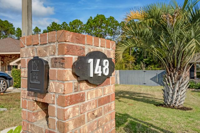 148 Strike Eagle Drive, Crestview, FL 32536