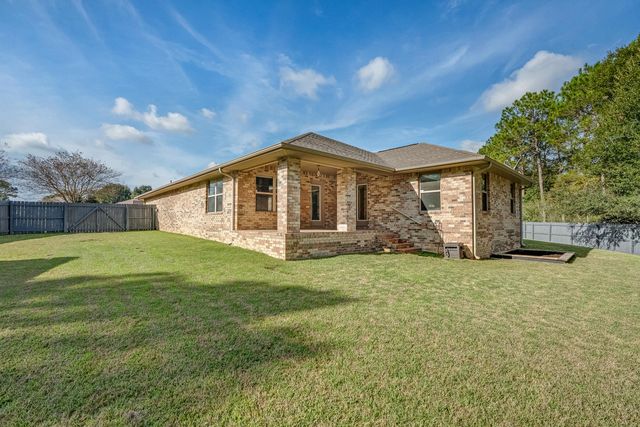 148 Strike Eagle Drive, Crestview, FL 32536