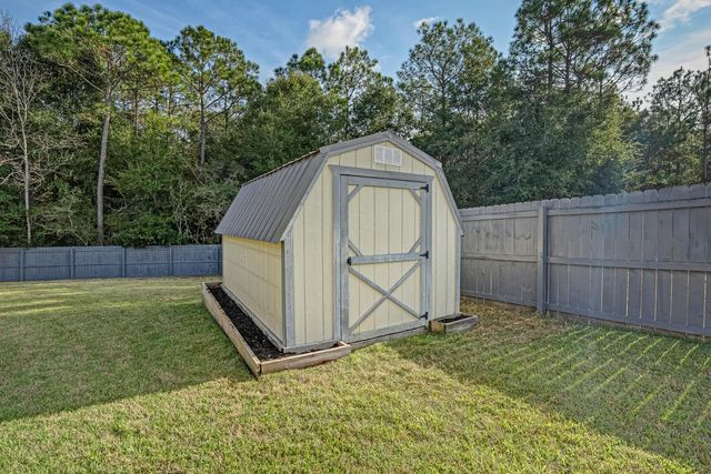 148 Strike Eagle Drive, Crestview, FL 32536