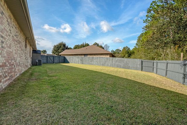 148 Strike Eagle Drive, Crestview, FL 32536