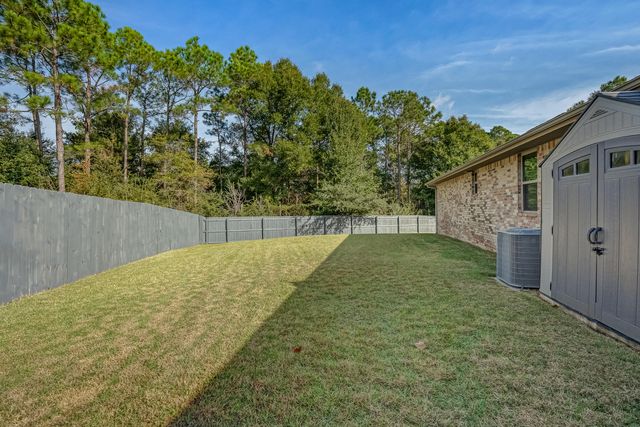 148 Strike Eagle Drive, Crestview, FL 32536