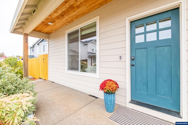 2803 Golden Eagle Ct NW, Salem, OR 97304