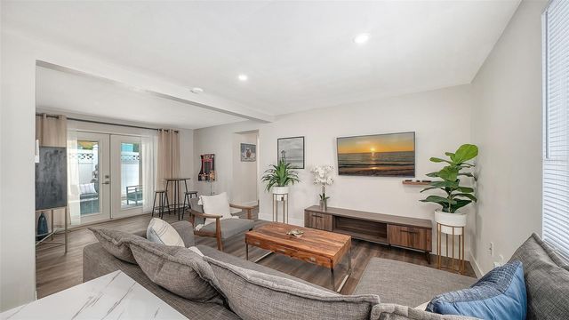 616 S CASEY KEY ROAD, Nokomis, FL 34275