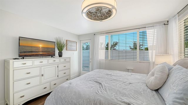 616 S CASEY KEY ROAD, Nokomis, FL 34275