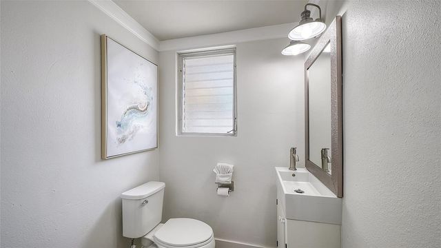 616 S CASEY KEY ROAD, Nokomis, FL 34275