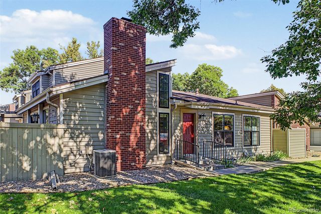 7925 W Layton Avenue 400, Littleton, CO 80123