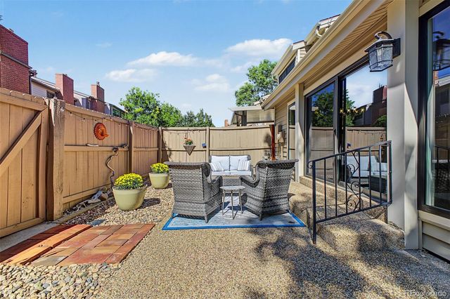 7925 W Layton Avenue 400, Littleton, CO 80123