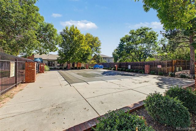 7925 W Layton Avenue 400, Littleton, CO 80123