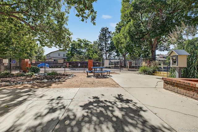 7925 W Layton Avenue 400, Littleton, CO 80123