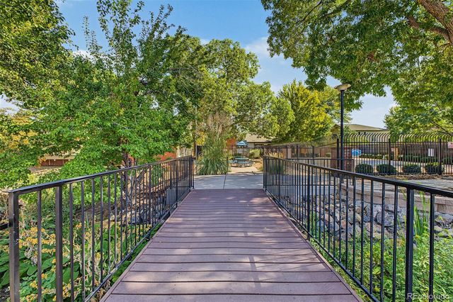 7925 W Layton Avenue 400, Littleton, CO 80123