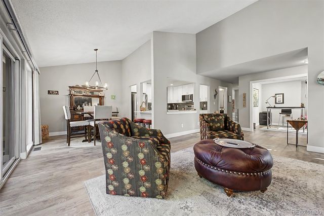 7925 W Layton Avenue 400, Littleton, CO 80123