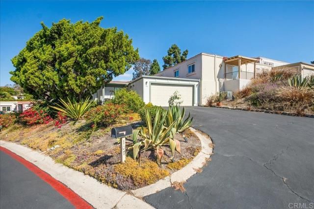 3621 Vista Campana 107, Oceanside, CA 92057