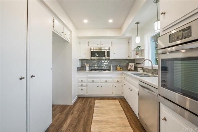 3621 Vista Campana 107, Oceanside, CA 92057