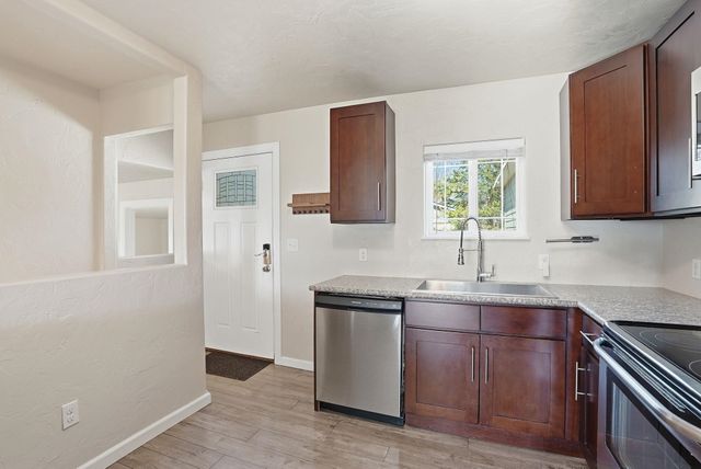 1328 W Gordon Ave, Spokane, WA 99205