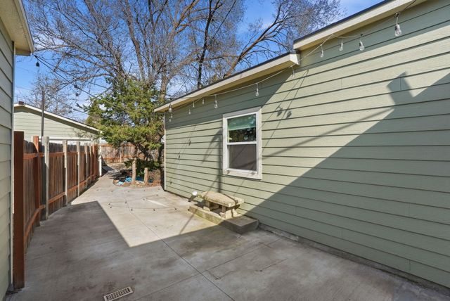 1328 W Gordon Ave, Spokane, WA 99205