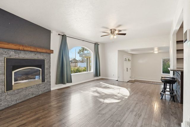 1328 W Gordon Ave, Spokane, WA 99205