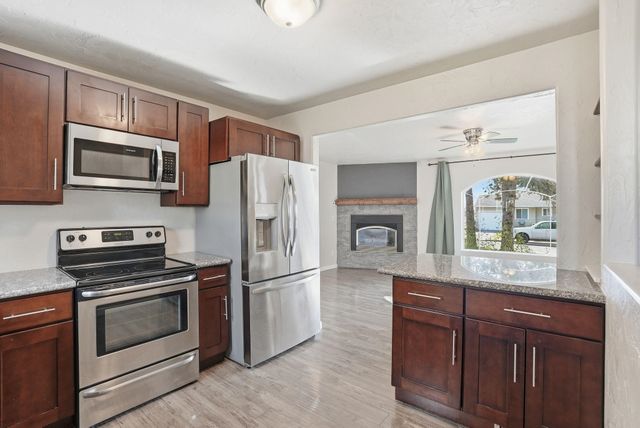 1328 W Gordon Ave, Spokane, WA 99205