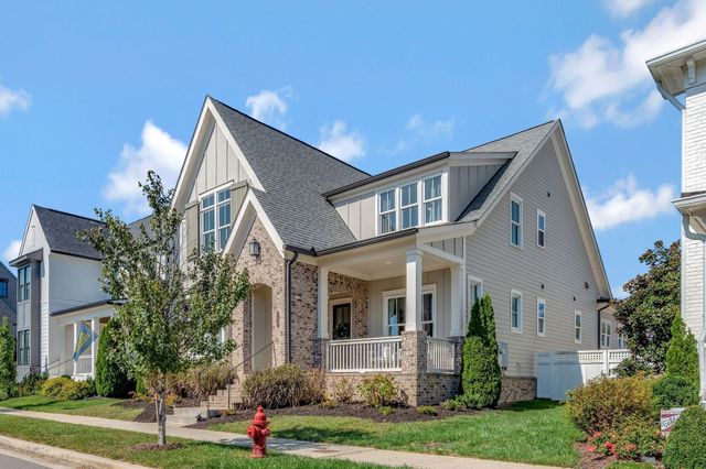 808 Carsten St, Nashville, TN 37221