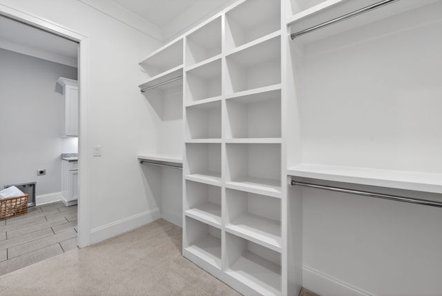 808 Carsten St, Nashville, TN 37221