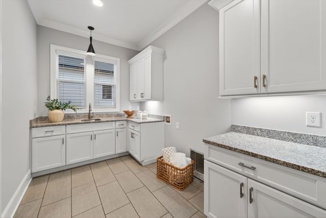 808 Carsten St, Nashville, TN 37221