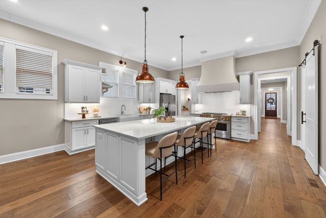 808 Carsten St, Nashville, TN 37221