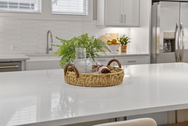 808 Carsten St, Nashville, TN 37221