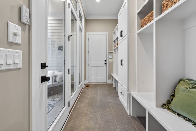 808 Carsten St, Nashville, TN 37221