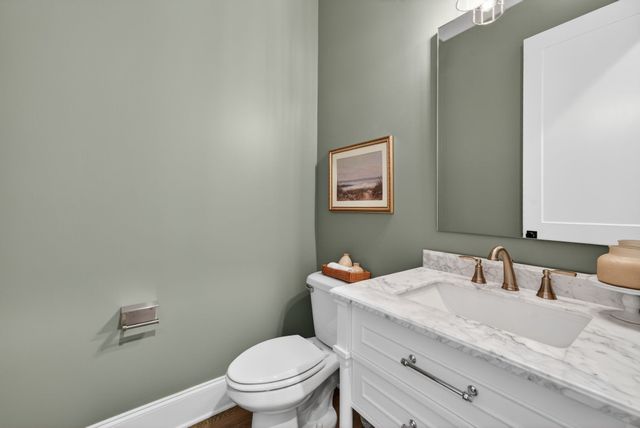 808 Carsten St, Nashville, TN 37221