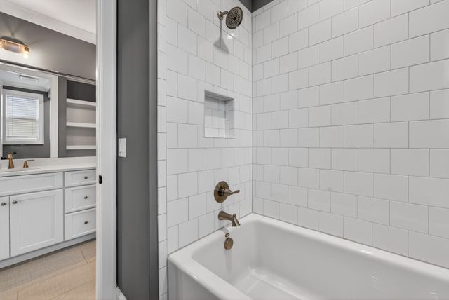 808 Carsten St, Nashville, TN 37221