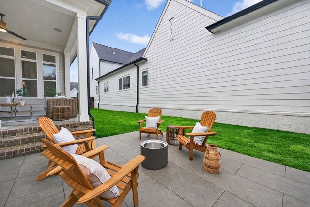 808 Carsten St, Nashville, TN 37221