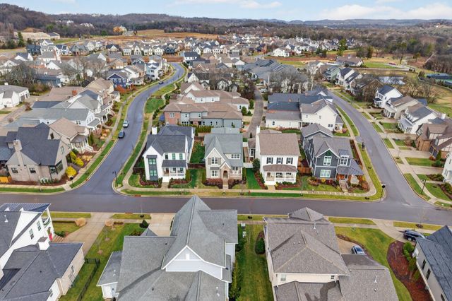 808 Carsten St, Nashville, TN 37221