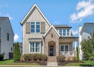 808 Carsten St, Nashville, TN 37221