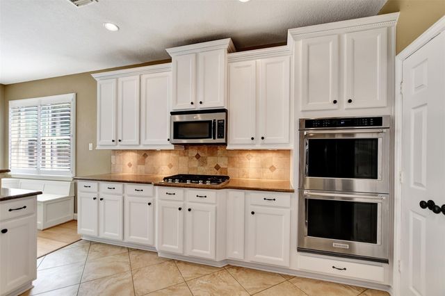 79 N Frontera Circle, The Woodlands, TX 77382