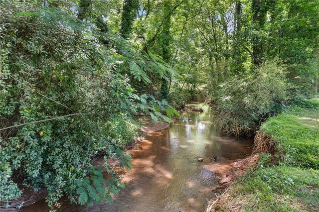 10 Shadow Lane, Cartersville, GA 30120