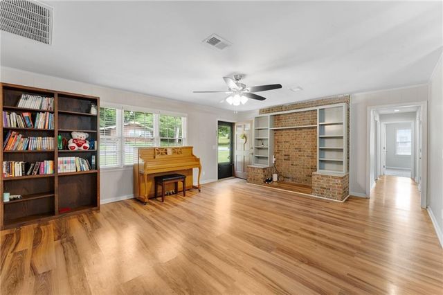 10 Shadow Lane, Cartersville, GA 30120