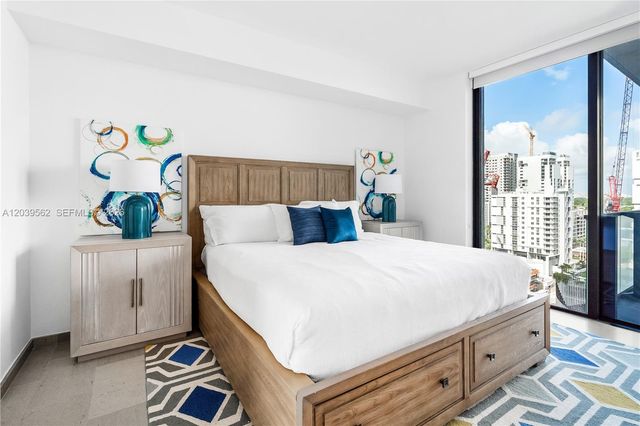 88 SW 7th Street 1006, Miami, FL 33130
